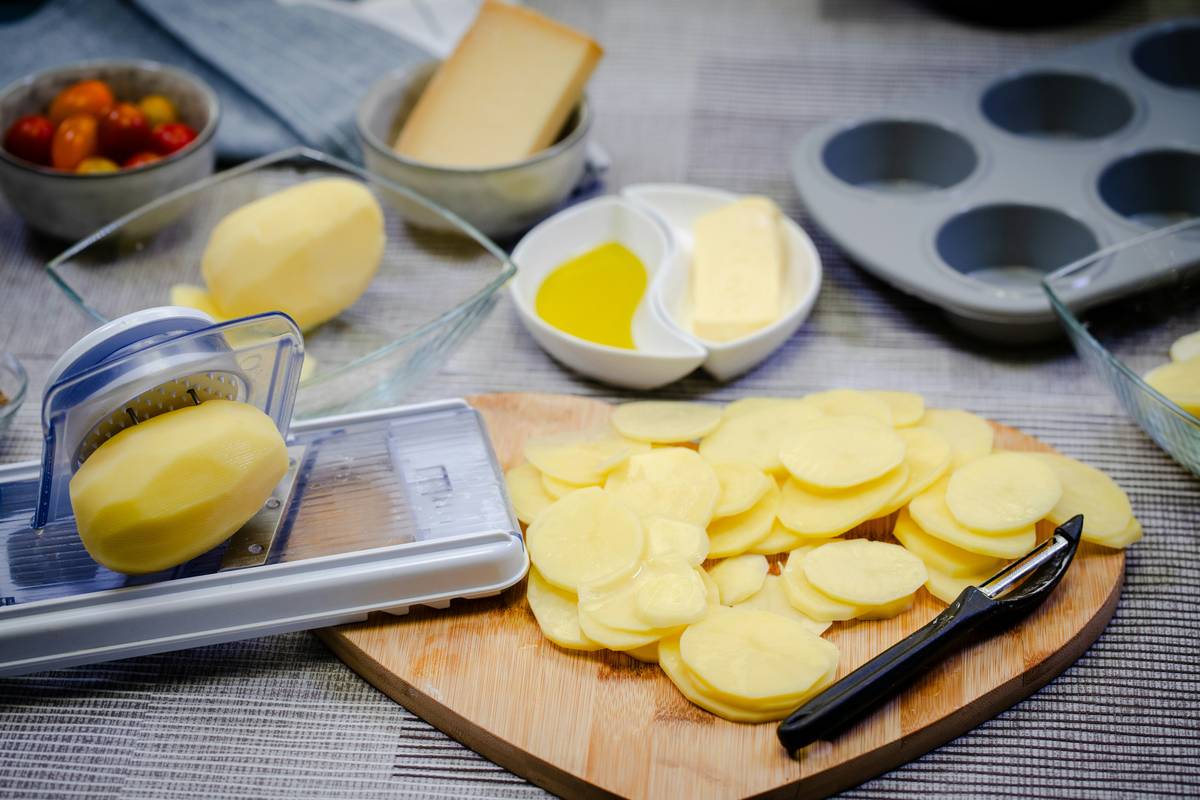 Potato Peeler Type What Tool Are: 7 Proven Ways to Avoid Painful Kitchen Mistakes